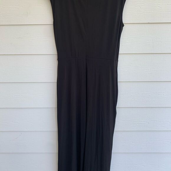 Micheal Kors black jumpsuit with belt. Sleeveless size M - Picture 6 of 8